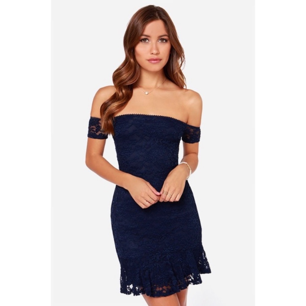 ☀️HP Lulu’s Lacey Navy Blue Dress
